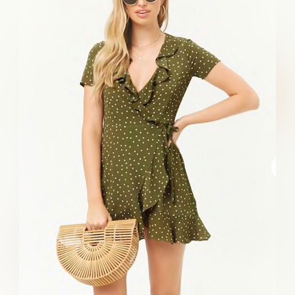 Forever 21 Dresses & Skirts - Green Wrap Dress
